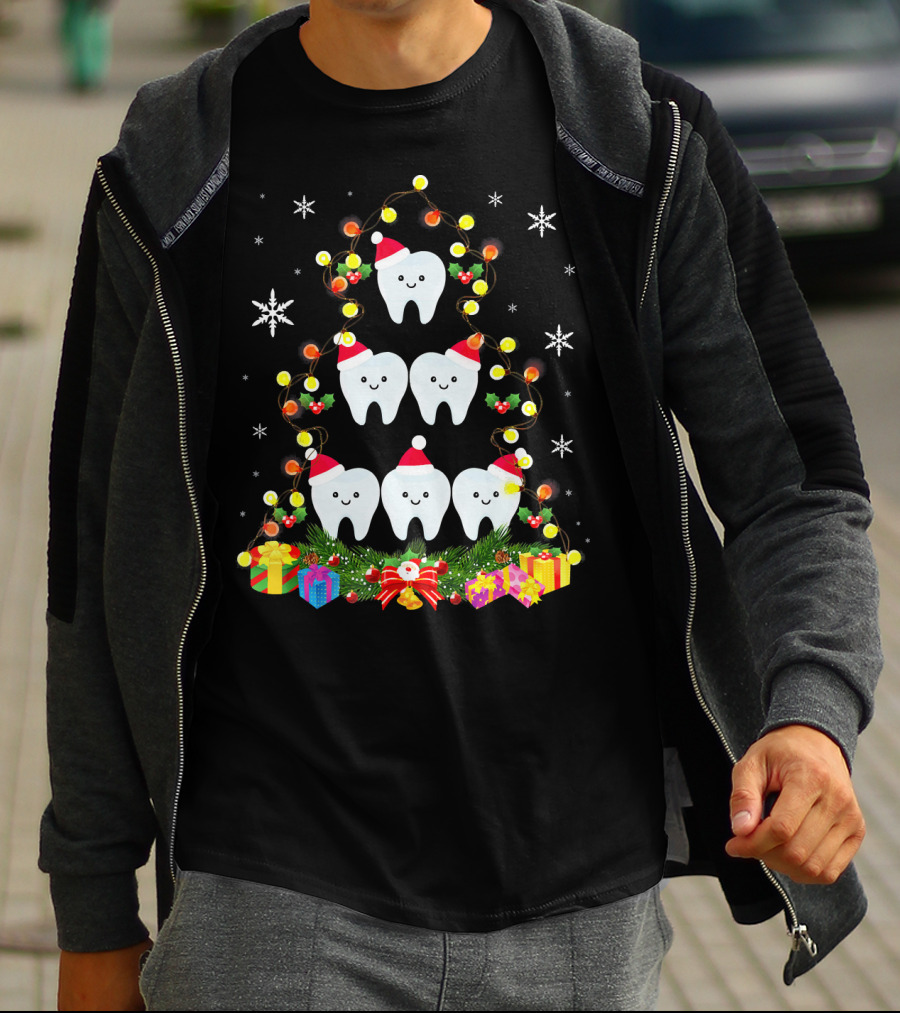 Dental Christmas Tree With Lighted Tooth Ornaments And Festive Gifts T-Shirt