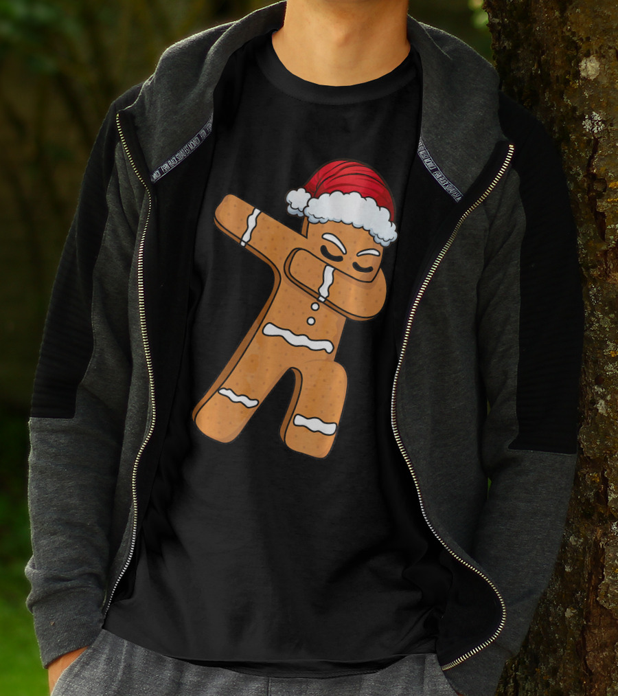 Dabbing Gingerbread Man With Santa Hat Holiday Fun T-Shirt