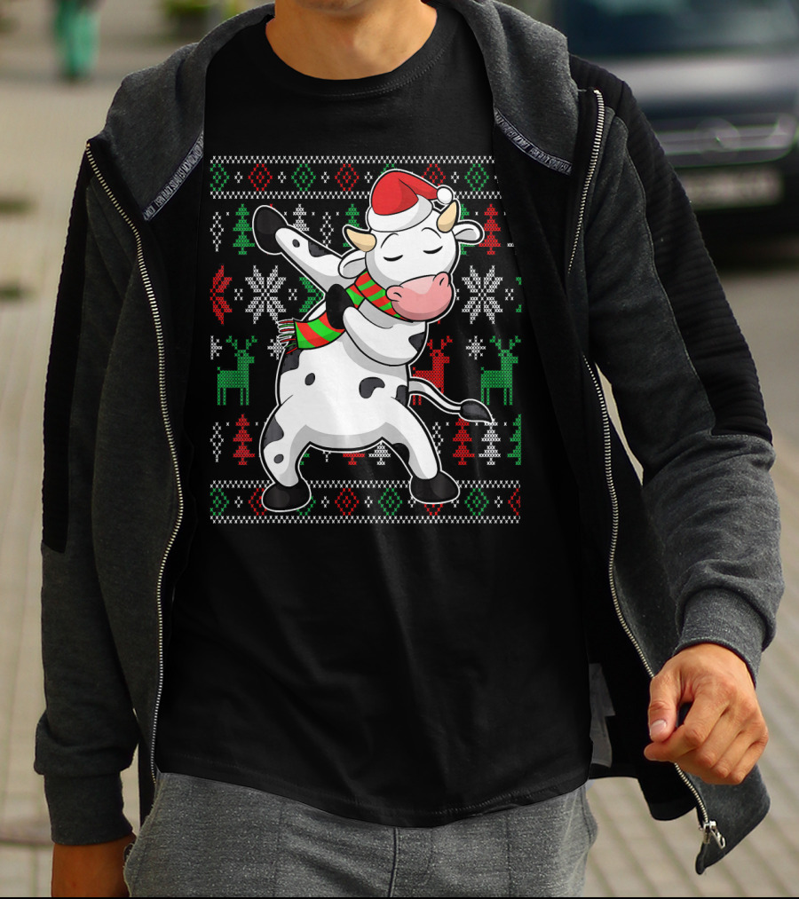 Ugly Christmas Dabbing Santa Cow With Festive Reindeer And Snowflakes T-Shirt