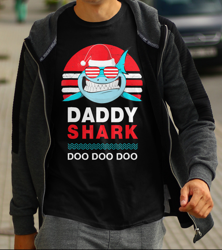 Daddy Shark Doo Doo Doo Christmas Santa Hat Family T-Shirt