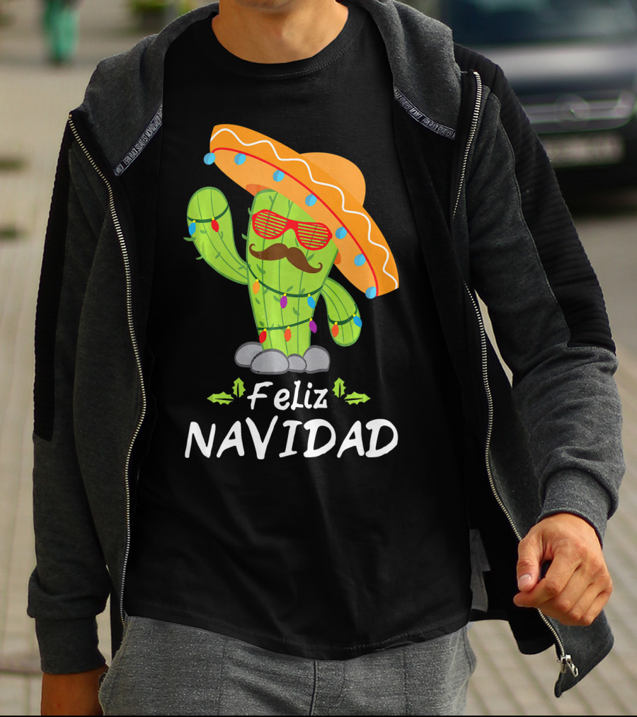 Feliz Navidad Cactus Mexican Tree Christmas Sombrero Lights T-Shirt