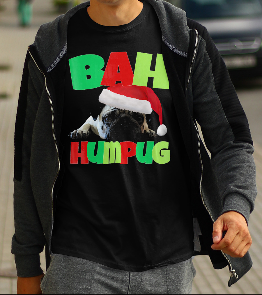 Bah Humpug Santa Hat Funny Grumpy Pug T-Shirt
