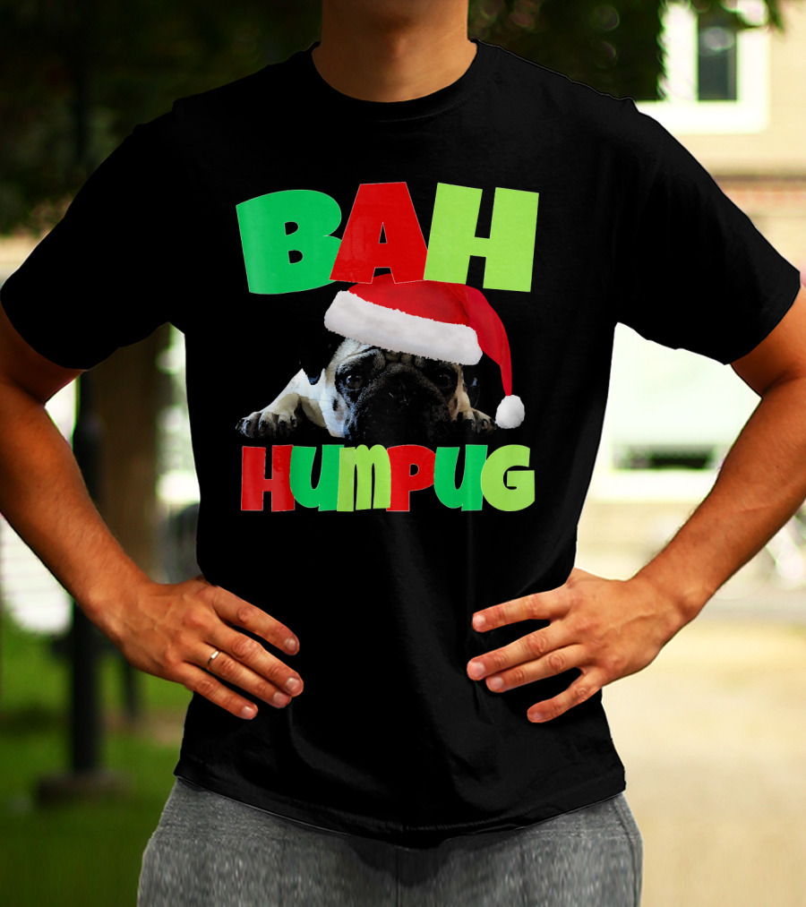 Bah Humpug Santa Hat Funny Grumpy Pug T-Shirt