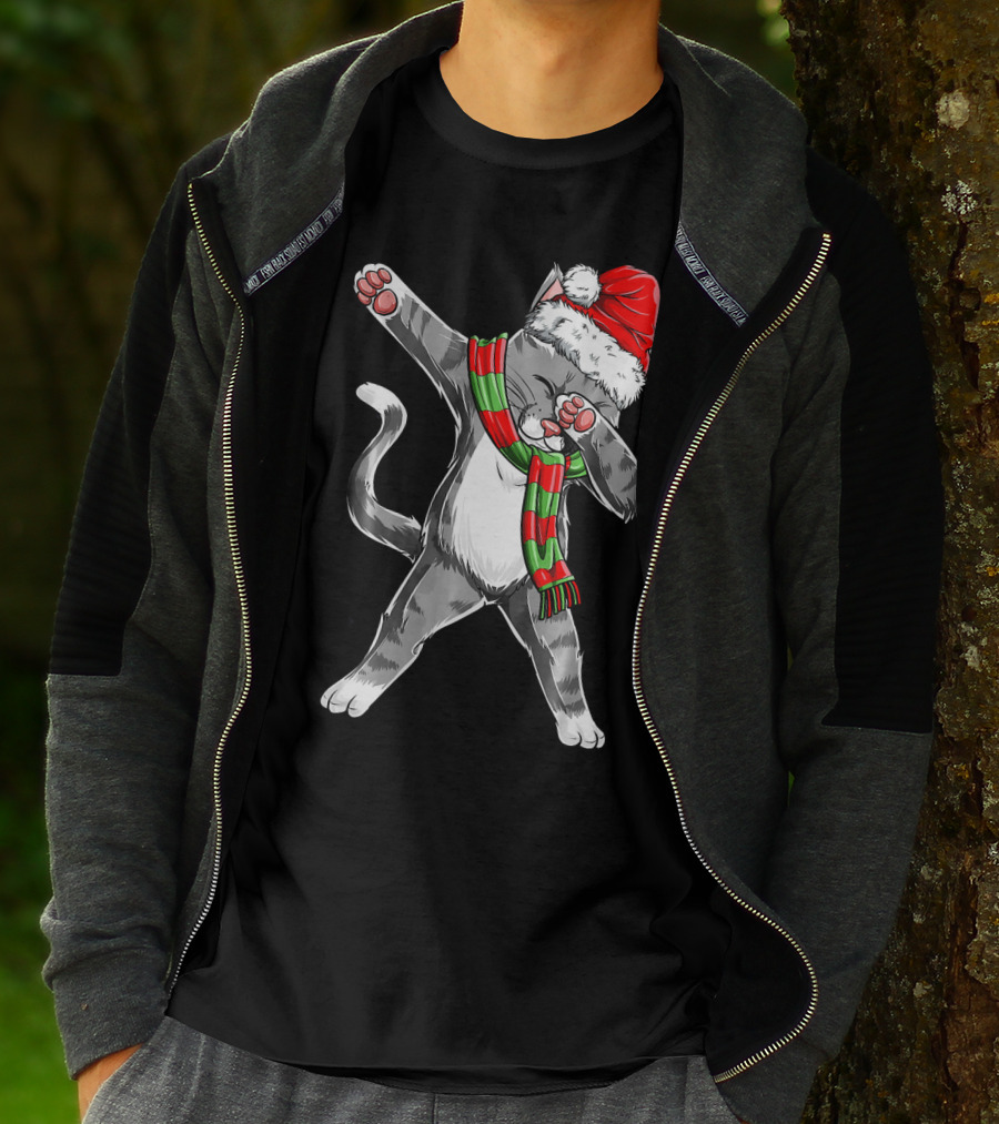 Dabbing Cat Santa Christmas Kids Bo Kitty Santa Hat Green Red Scarf T-Shirt