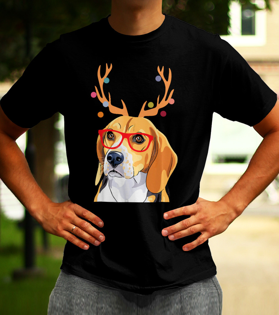 Beagle With Christmas Antlers And Red Glasses T-Shirt
