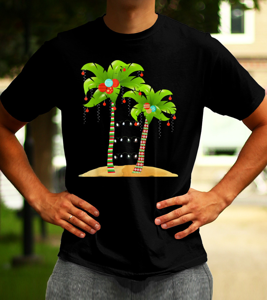 Christmas Tree Palm Mele Kalikimaka Palm Trees With Ornaments And Lights T-Shirt