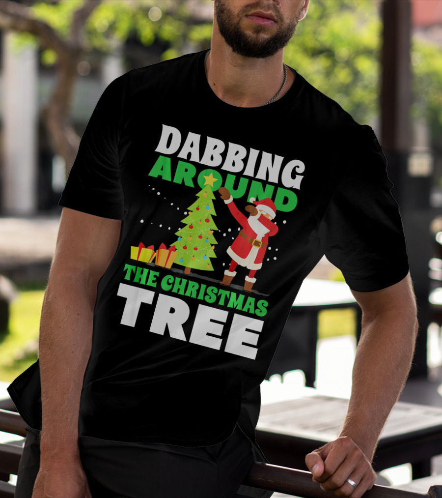 Dabbing Around The Christmas Tree Kris Kringle Merry Christmas San T-Shirt