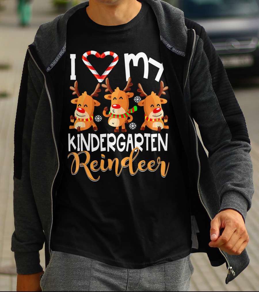 I Love My Kindergarten Reindeer Christmas Festive Joyful Antlered Friends T-Shirt