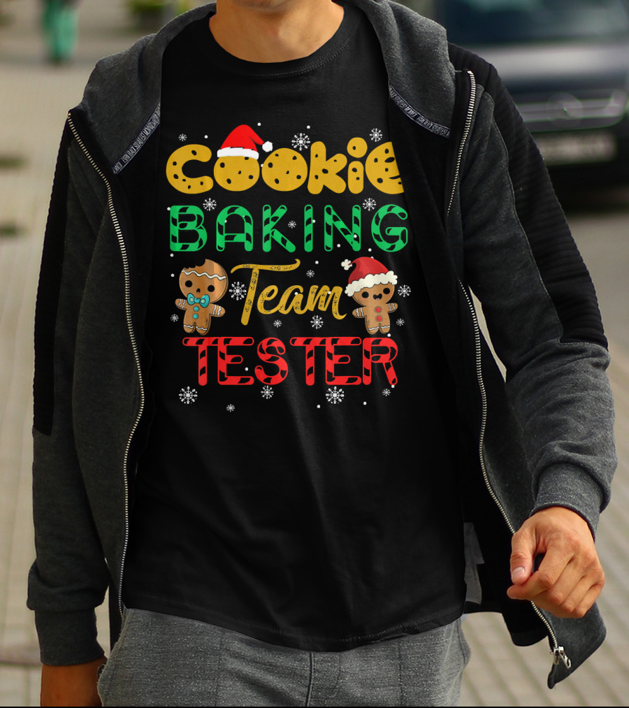 Cookie Baking Team Tester Gingerbread Santa Hats Winter Snowflakes T-Shirt