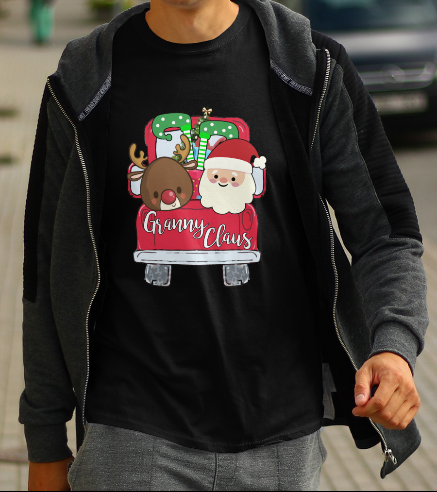 Granny Claus Santa And Reindeer In Christmas Car With Gifts T-Shirt