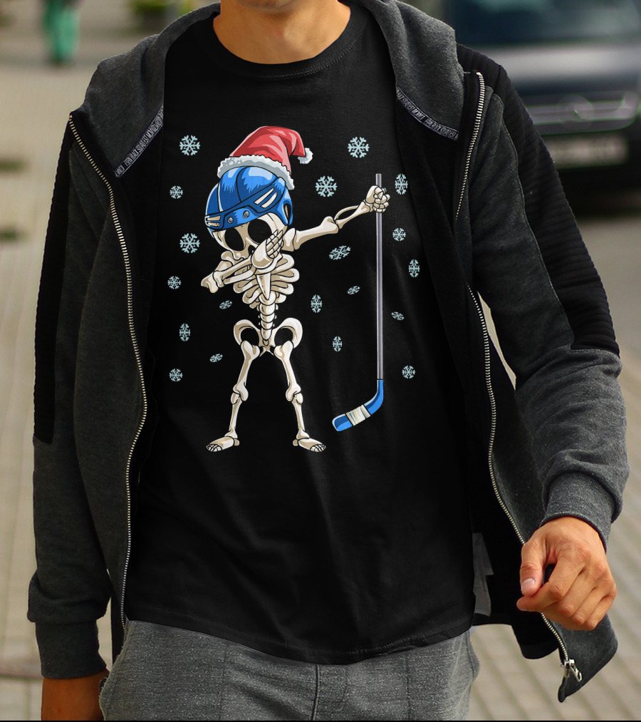Santa Hat Dabbing Skeleton Ice Hockey With Snowflakes T-Shirt
