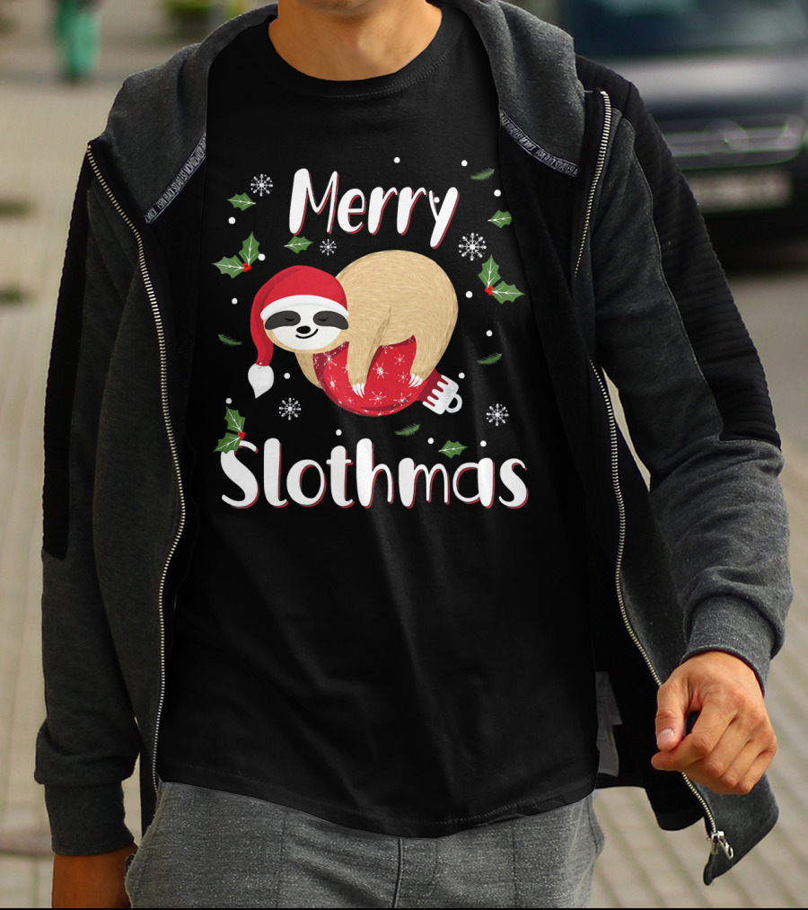 Merry Slothmas Christmas Sloth Holiday Festive Santa Hat Snowflakes T-Shirt
