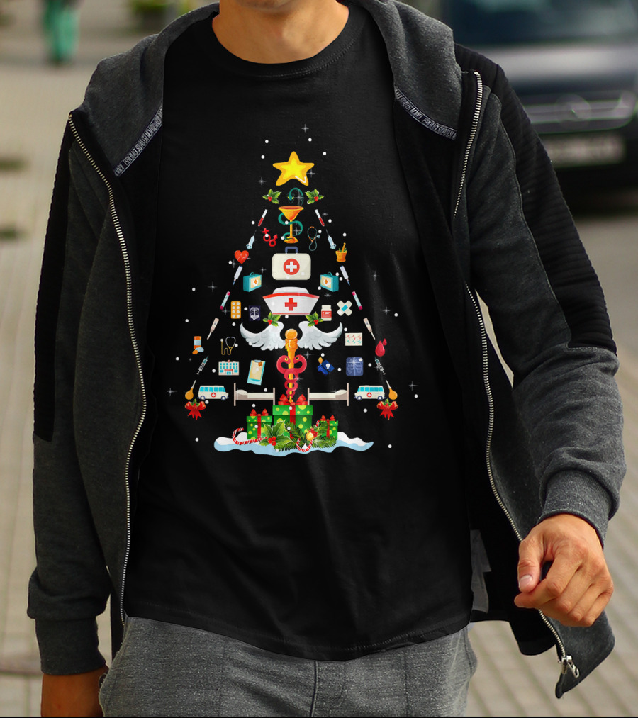 Funny Nurse Medical Christmas Tree With Syringes And Bandages T-Shirt