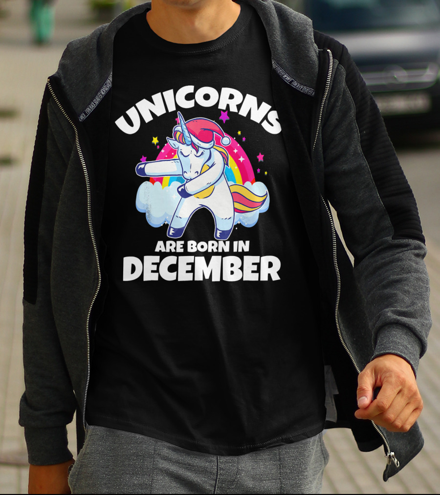 Unicorns Are Born In December Dabbing Unicorn Rainbow Stars Santa Hat T-Shirt