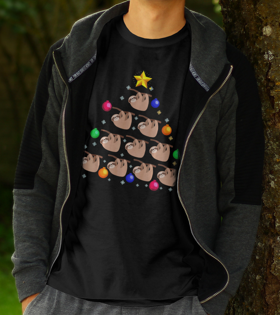 Sloth Hanging On Christmas Tree Ornaments With Star And Snowflakes T-Shirt
