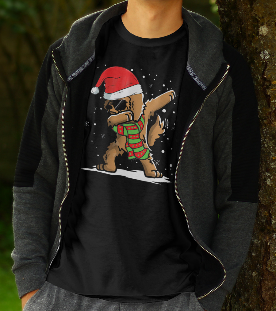 Dabbing Goldendoodle Santa With Red Hat And Christmas Scarf T-Shirt