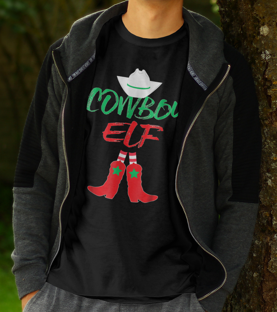 Cowboy Elf Christmas Hat Boots Men's Funny Holiday T-Shirt