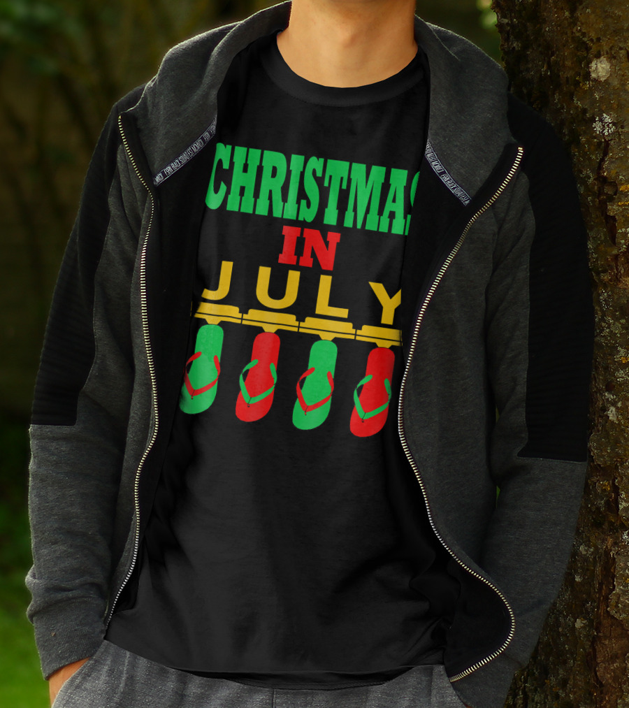 CHRISTMAS IN JULY Flip Flops Summer Holiday T-Shirt