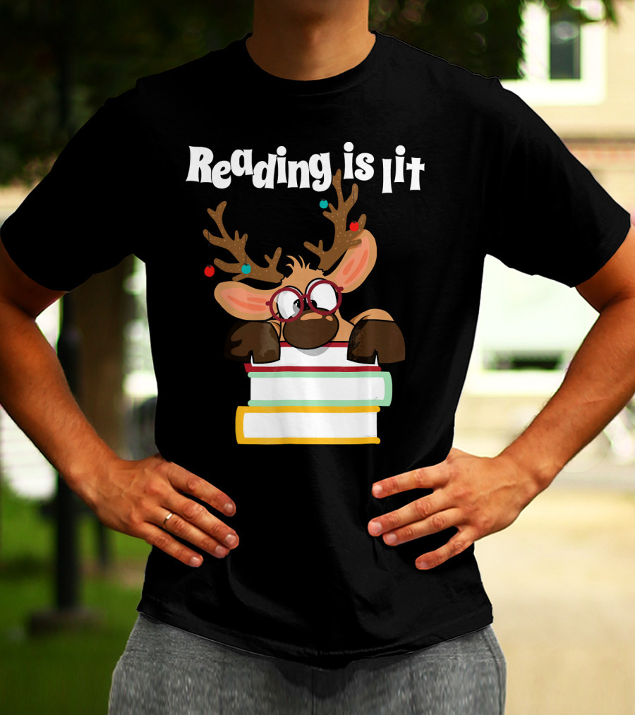 Reading Is Lit Reindeer With Books And Glasses T-Shirt