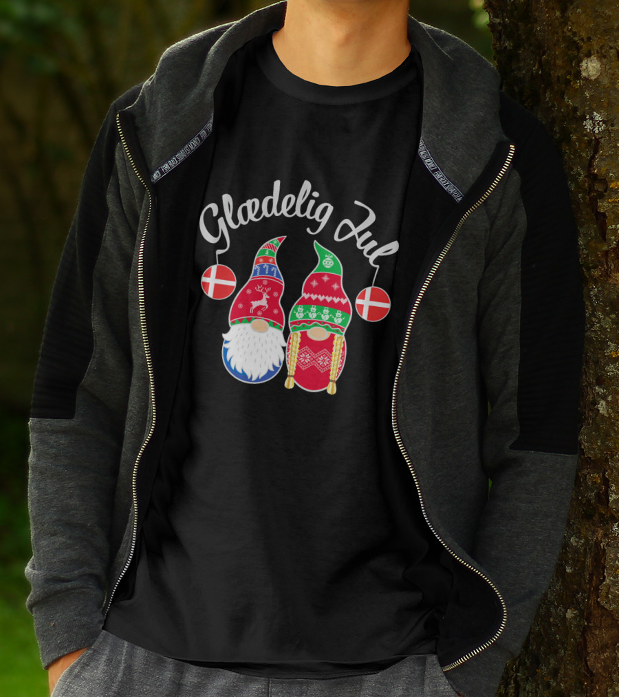 Glaedelig Jul Danish Merry Christmas With Festive Gnomes And Flags T-Shirt