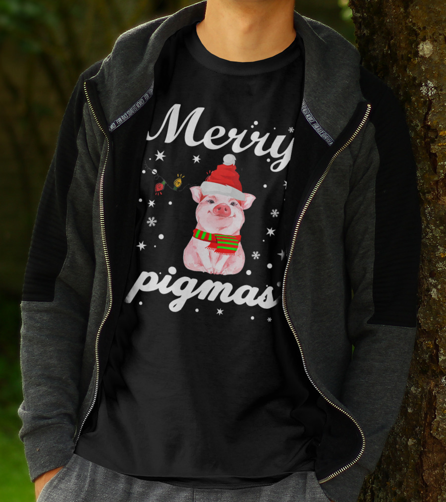 Merry Pigmas Santa Pig With Christmas Lights And Snowflakes T-Shirt