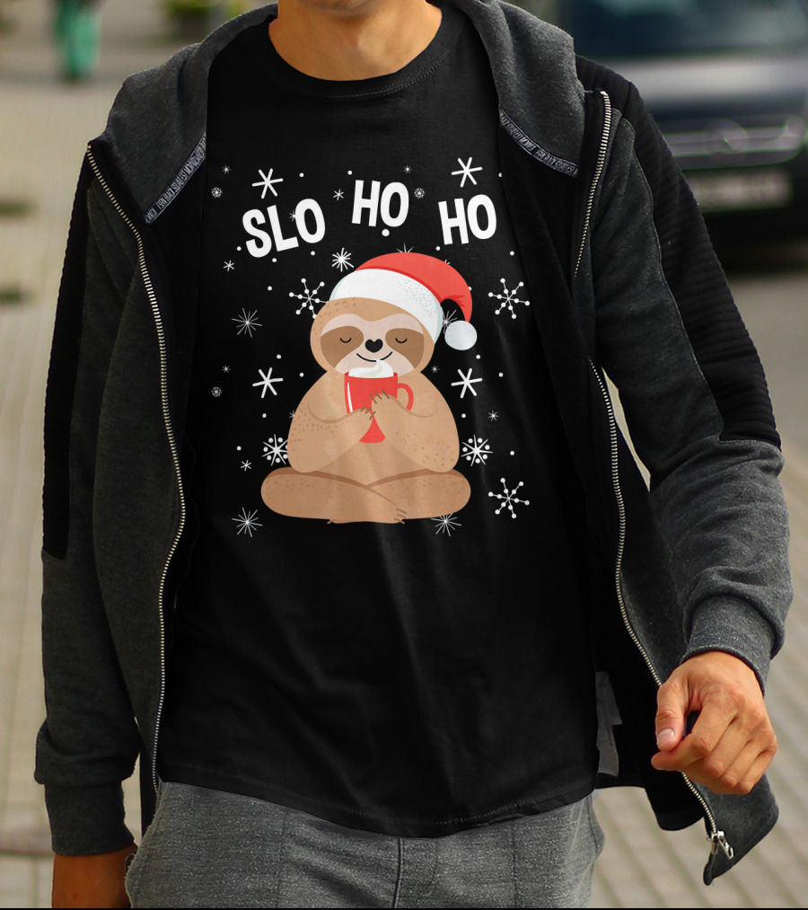 Slo Ho Ho Merry Slothmas Christmas Sloth Santa Hat T-Shirt