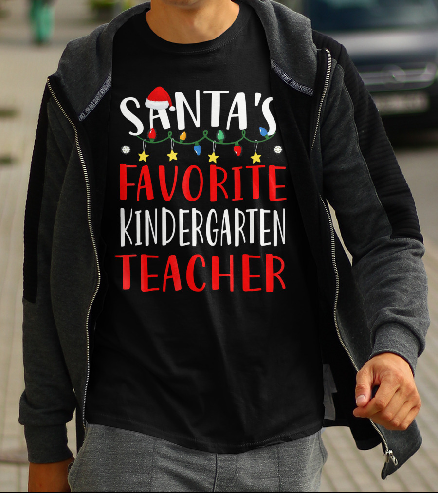 Santa's Favorite Kindergarten Teacher Christmas Lights And Hat T-Shirt