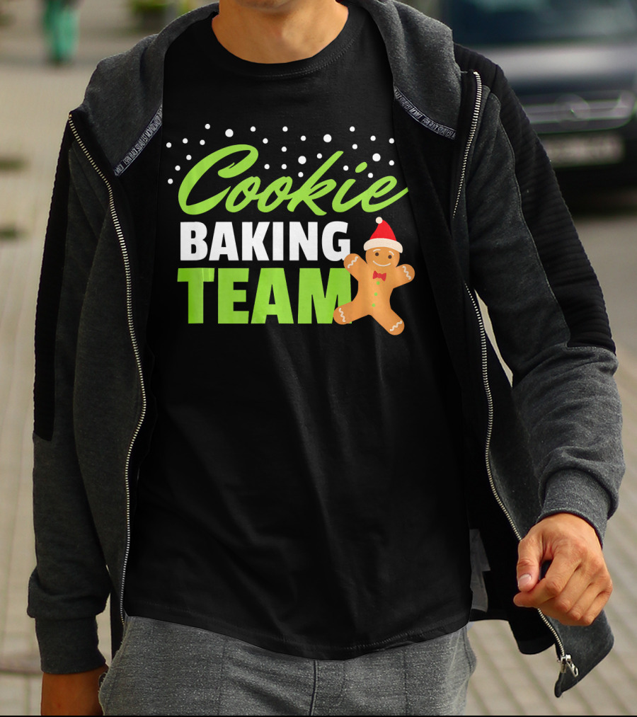 Cookie Baking Team Holi Gingerbread Christmas T-Shirt