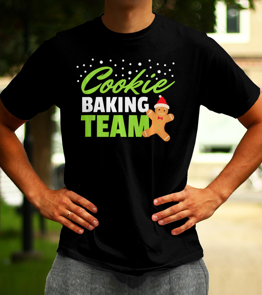 Cookie Baking Team Holi Gingerbread Christmas T-Shirt