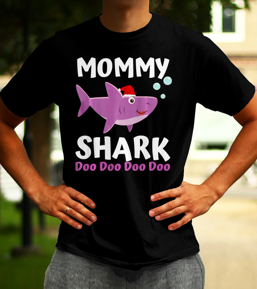 Mommy Shark Doo Doo Doo Doo Christmas Mommy Shark T-Shirt