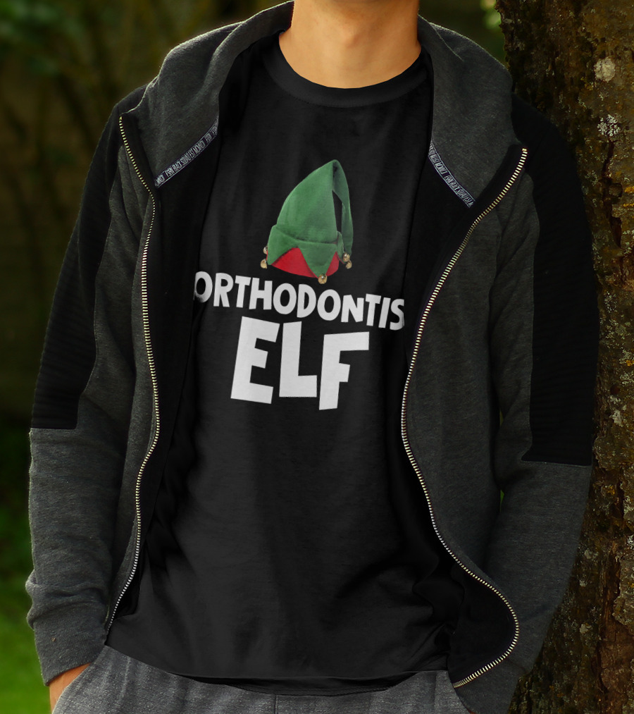 Orthodontist Elf With Green Santa Hat T-Shirt