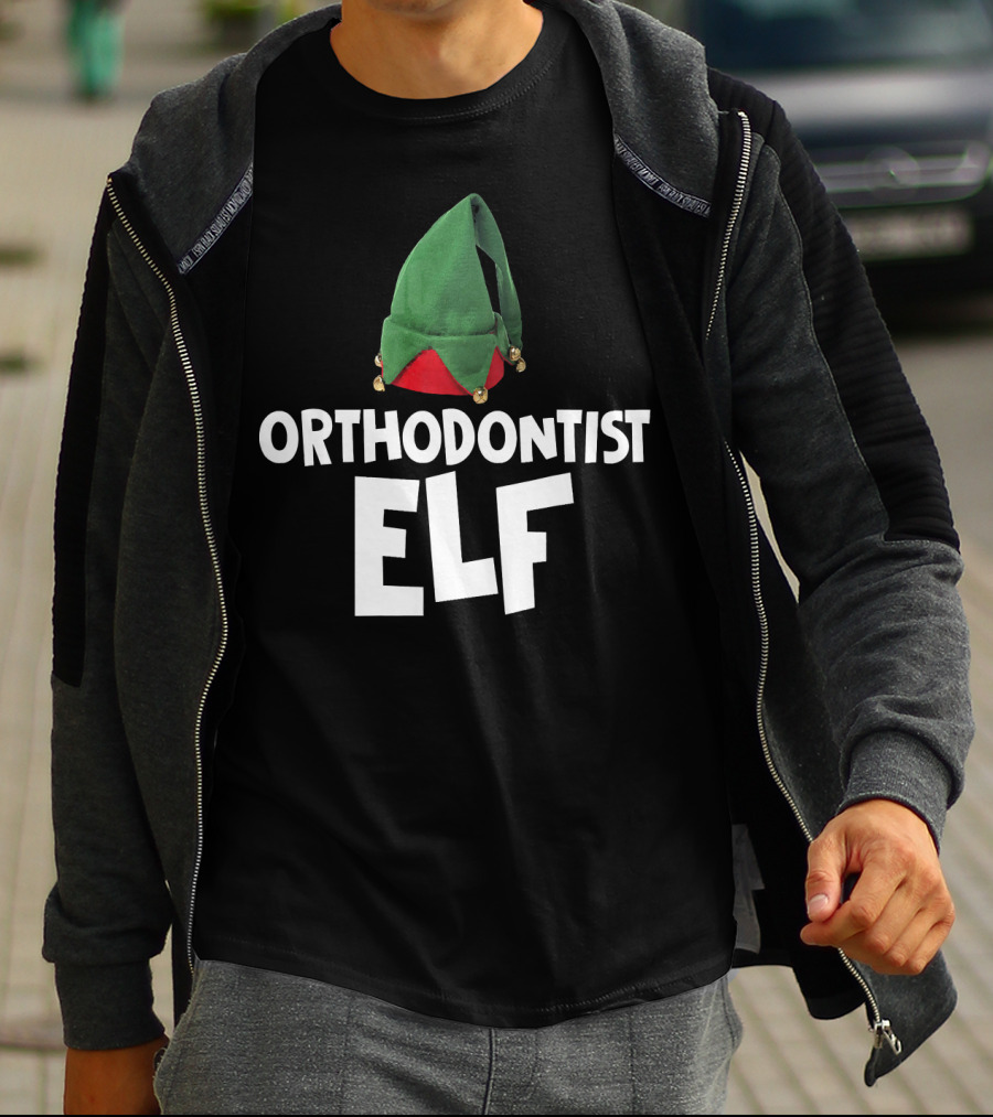 Orthodontist Elf With Green Santa Hat T-Shirt