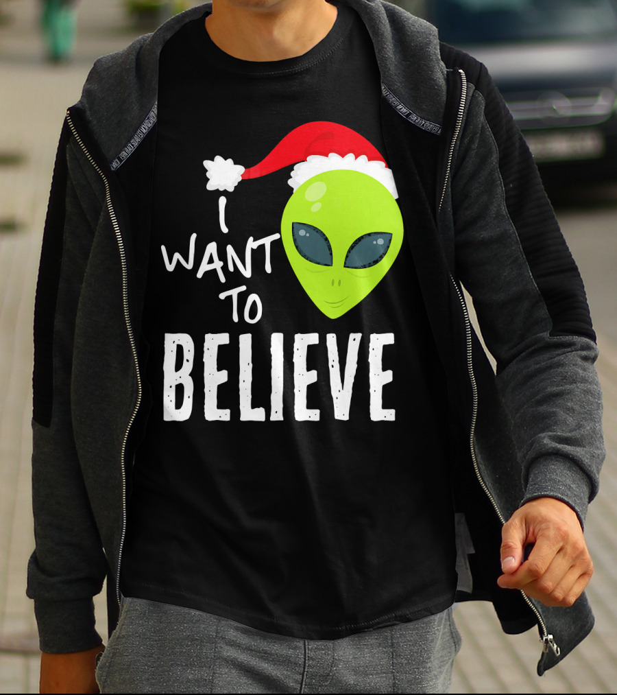 I Want To Believe Alien Santa Hat Christmas UFO T-Shirt