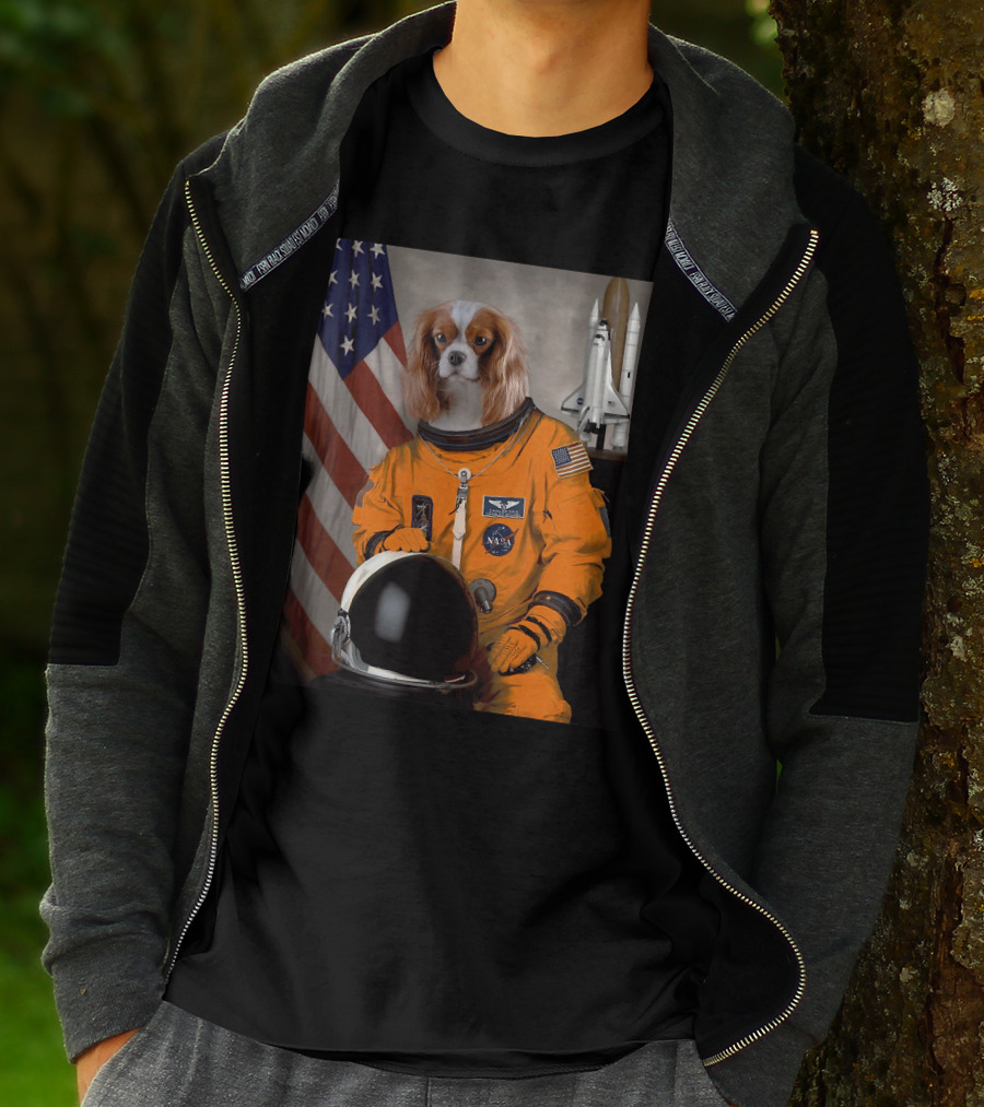 Cavalier King Charles Spaniel NASA Astronaut With American Flag And Space Shuttle T-Shirt