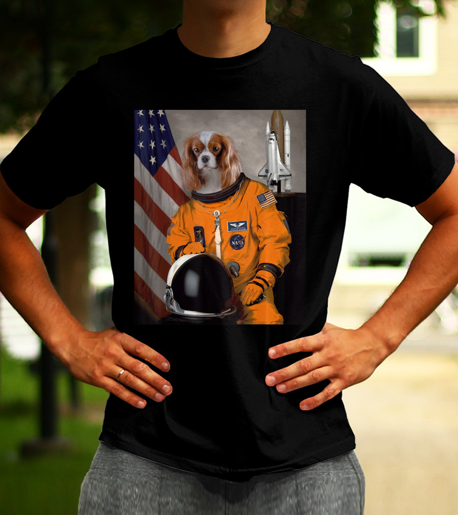 Cavalier King Charles Spaniel NASA Astronaut With American Flag And Space Shuttle T-Shirt