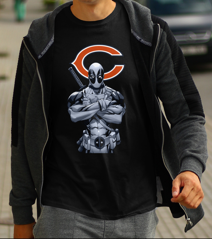 Chicago Bears Deadpool Crossover T-Shirt