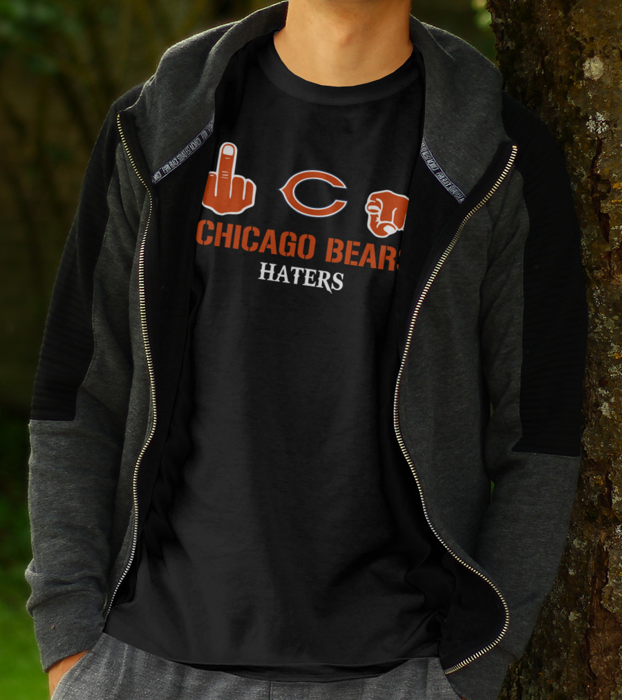 Chicago Bears Haters Middle Finger Logo Fist T-Shirt