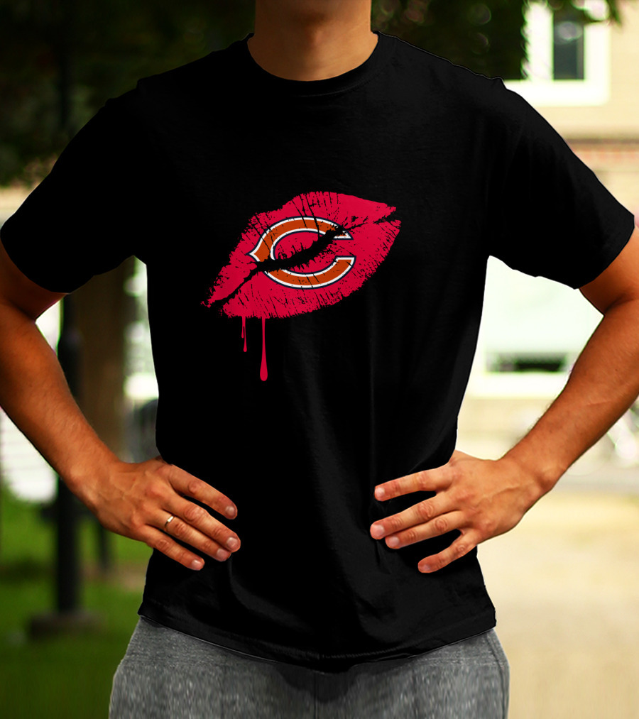 Chicago Bears Logo Within Red Lip Print T-Shirt