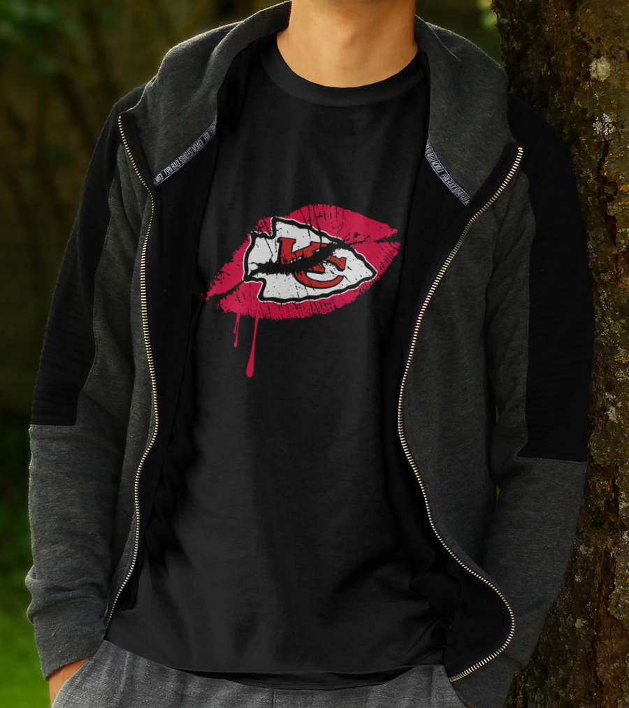 Kansas City Chiefs Kc Logo Red Lips T-Shirt