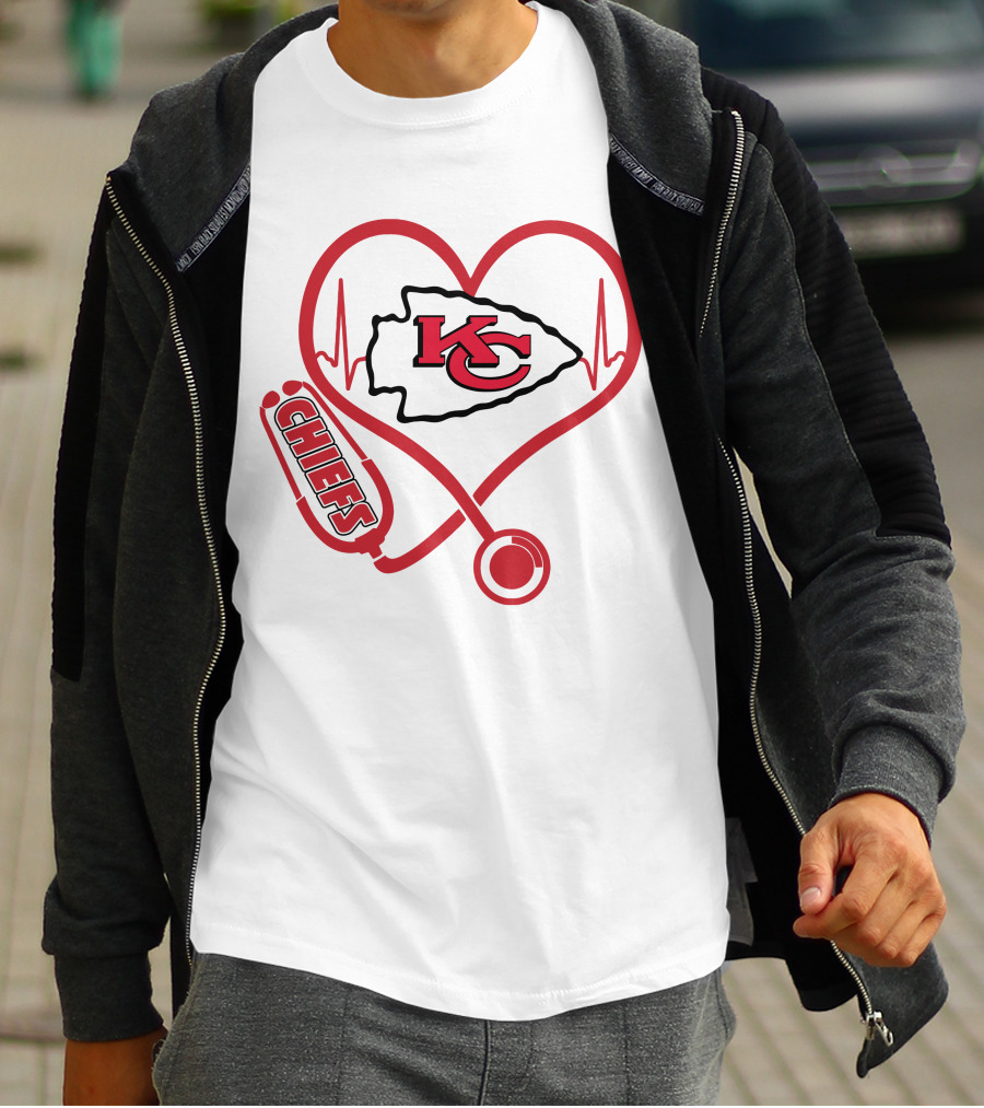 Nurse KC Chiefs Stethoscope Heartbeat T-Shirt