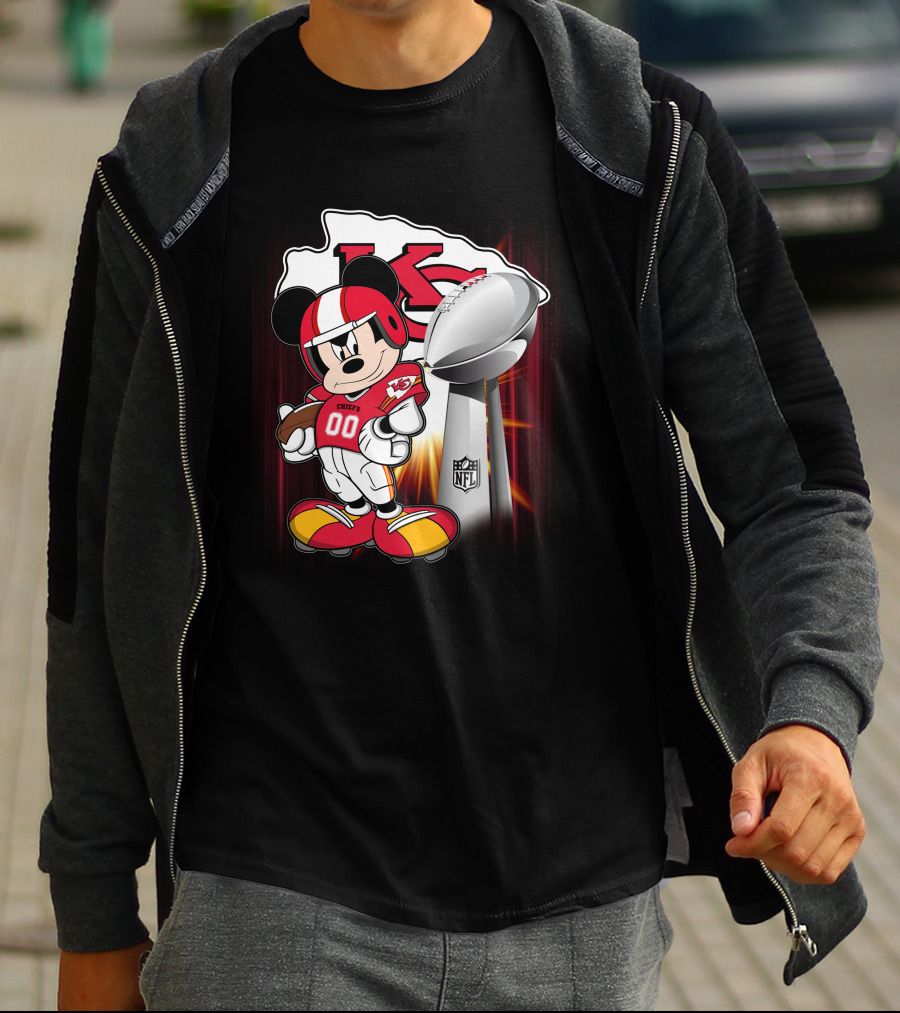 Kansas City Chiefs Mickey Mouse NFL Trophy T-Shirt